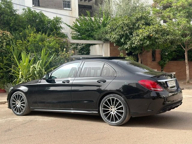 Mercedes-Benz Classe C 220d pack AMG 