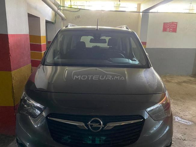 vendre Opel combo diesel gris métallisé bon état 