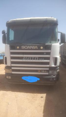 شاحنة للبيع