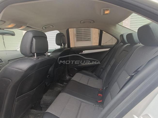 Mercedes-Benz 220 Diesel Automatique 2008 à Taza