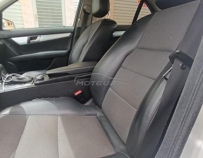 Mercedes-Benz 220 Diesel Automatique 2008 à Taza