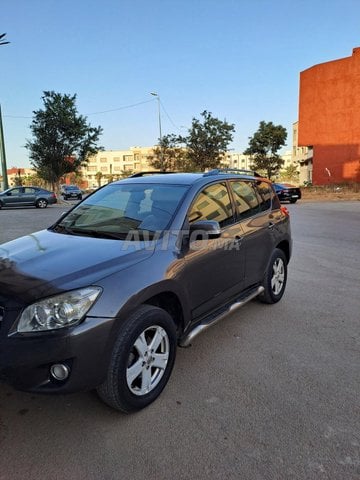 toyota rav4 avondre