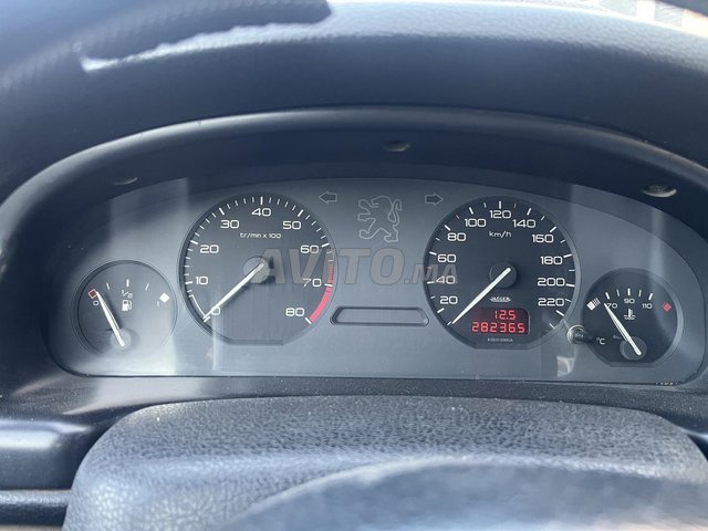 Peugeot 406 