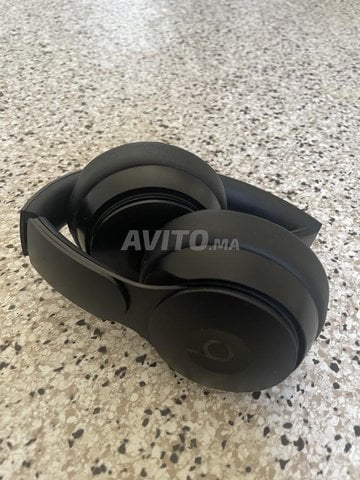 Beats Solo Pro