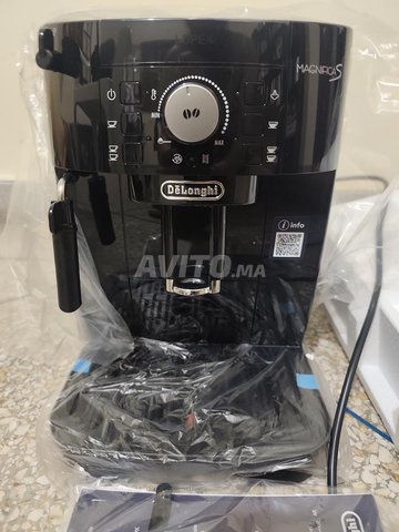 Machine à café Delonghi Magnifica S 