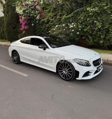Mercedes benz classe c coupé  pack amg restylée