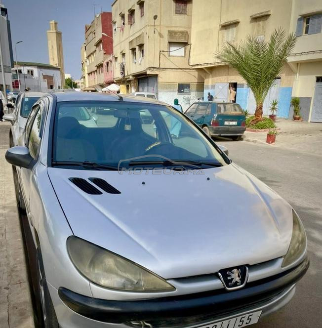 Peugeot 206 Essence Manuelle 2001 à Salé