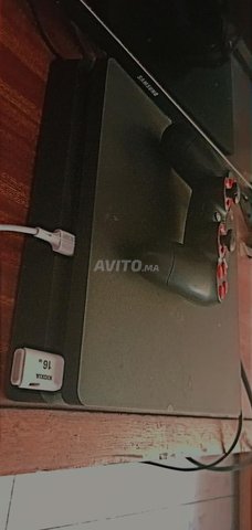PS4 SLIM FLACHER 