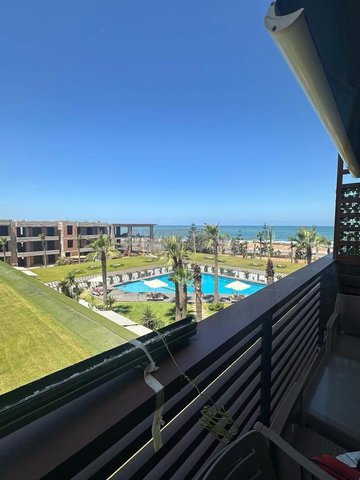 APPAREMMENT MEUBLÉ VUE SR MER ALORS À DAR BOUAZZA 