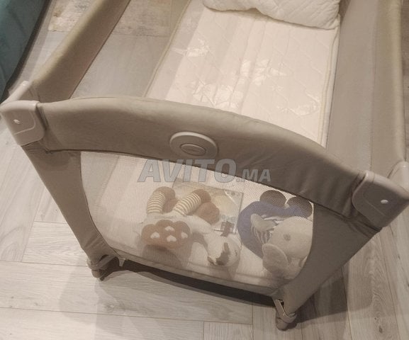 Lit bébé parapluie avec matelas dolidol et couffin