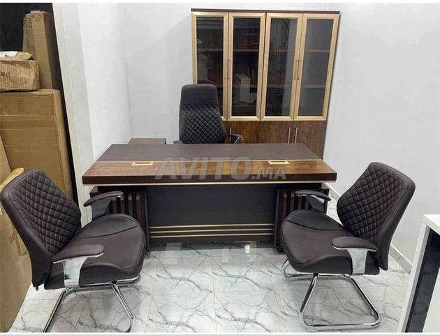 bureau local et importation   a  àà caasablanca