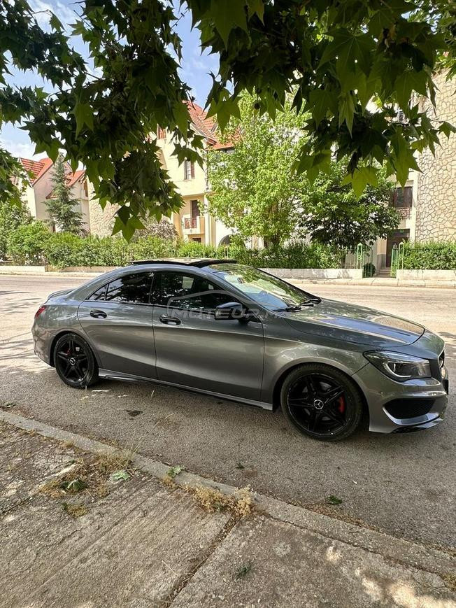 Mercedes CLA 220 