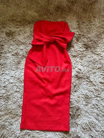 robe disponible en M