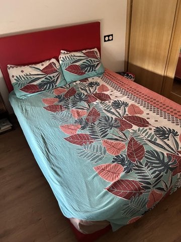 lit ,sommier , matelas, tete de lit  