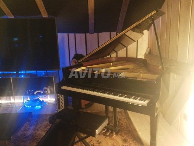 Piano Yamaha de concert