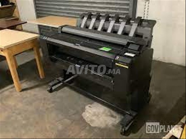 Hp traceur Designjet  T2500 Multifunction Printer 