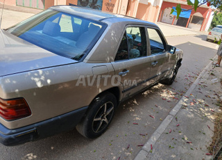 Mercedes 250 mod 88 ded 94