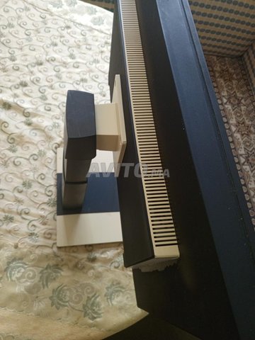 Écran monitor 75 hz 24 pouce full HD 