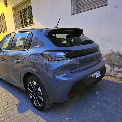 Peugeot 208 Diesel Manuelle 2024 à Fès