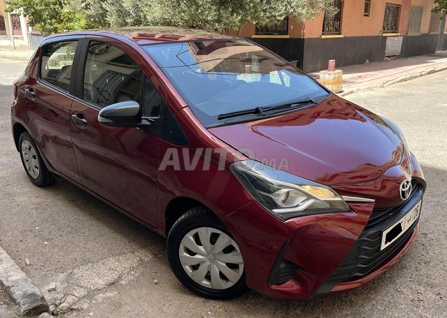 Toyota Yaris essence 