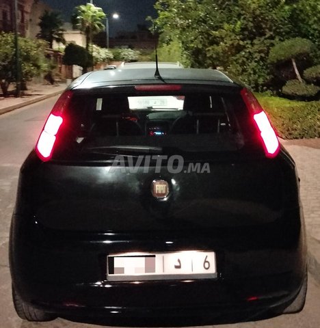 Fiat Grande Punto Essence modèle 2011 à Marrakech