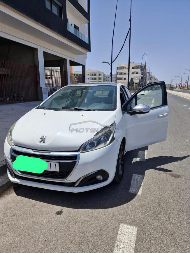 Peugeot 208 with édition toute option