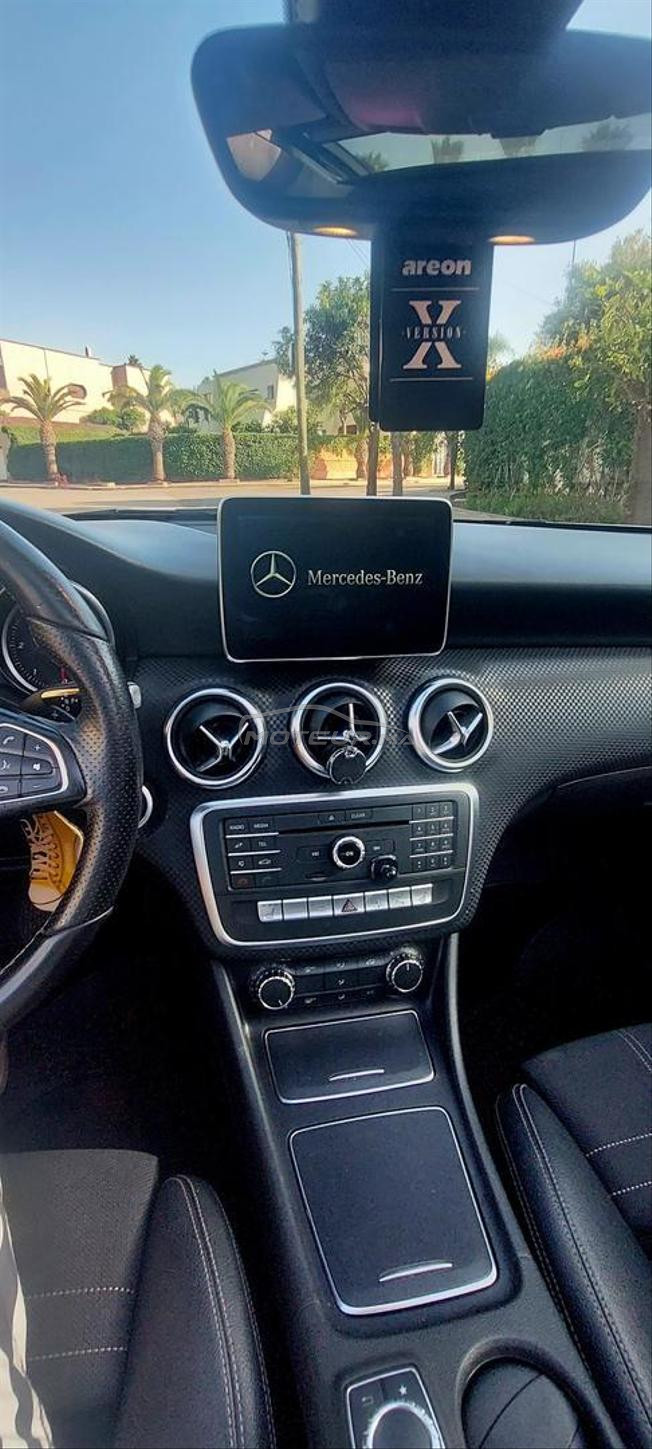 Mercedes-Benz 200 Diesel Automatique 2017
