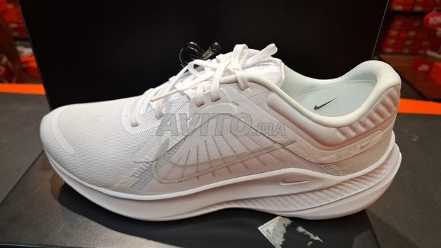 nike  Quest 5 