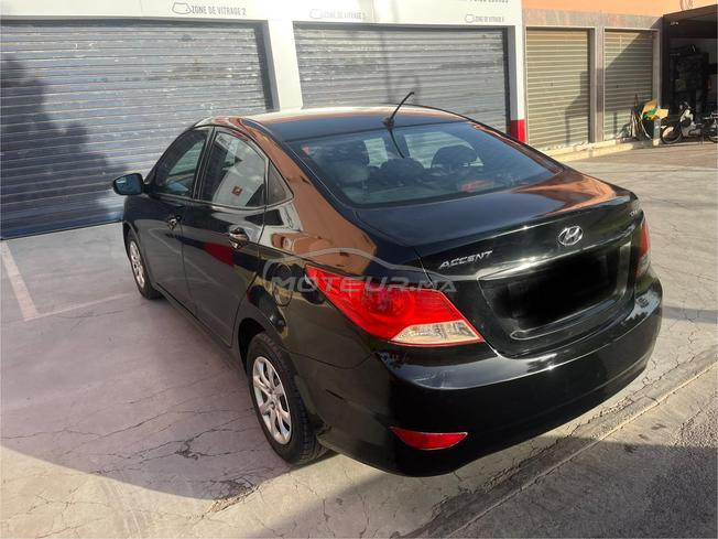 Hyundai accent en très bon état 