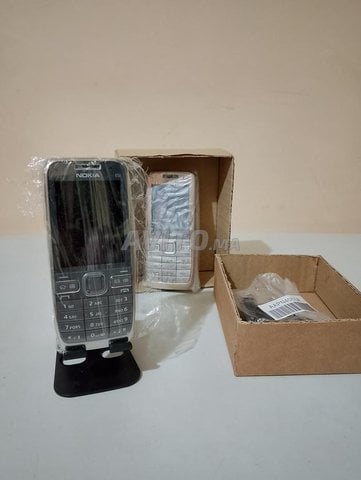 Nokia E52 Bon État en plus Carcasse Doré Bronze 