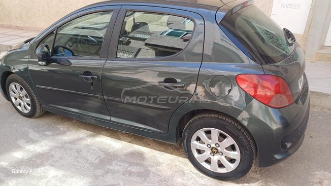Peugeot 207 Essence Manuelle 2007 à Fès