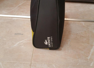 Trousse de toilette ( Lacoste ) 