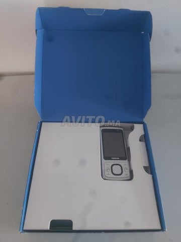 Nokia 6700 Slide  Silver  à Renover