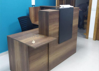 comptoir/ bureau de réception مكاتب الإستقبال a 