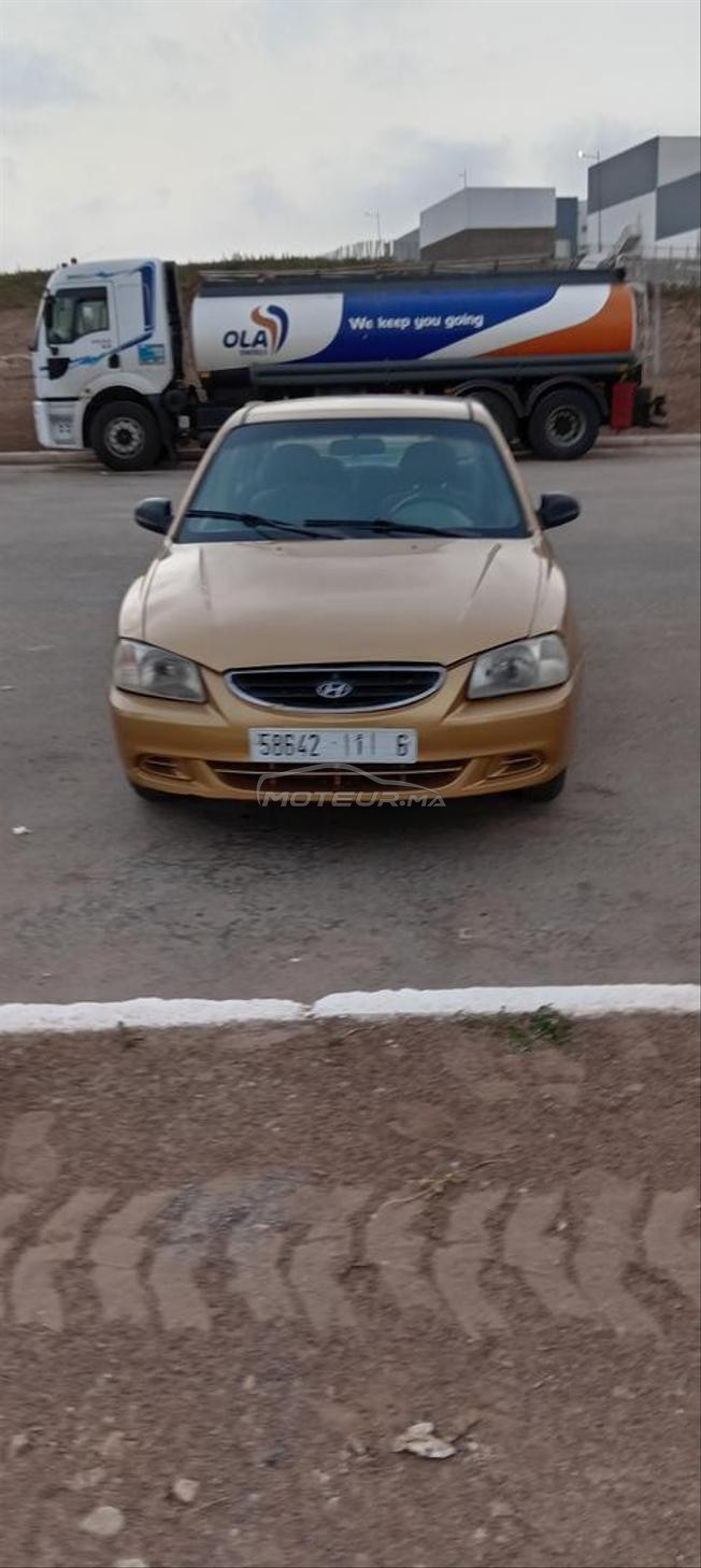 Hyundai accent essence 6ch modèle 2001