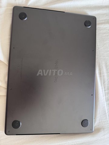 Macbook pro m3 pro 14 pouces 18 go Ram /512 Ssd
