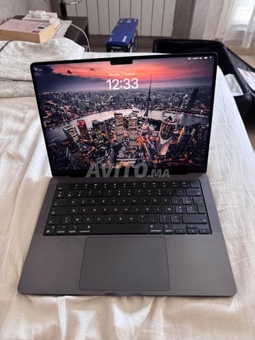Macbook pro m3 pro 14 inch