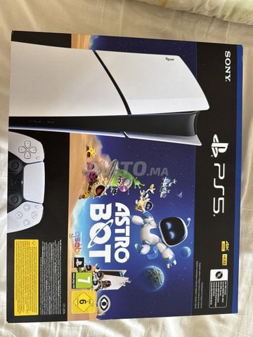 Ps5 slim digitale version Astro Bot