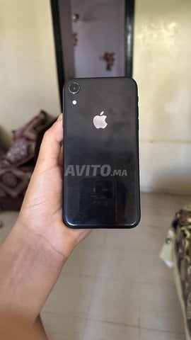 Iphone xr 128gb//100etat ba9i n9i bzzf
