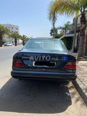 Mercedes-Benz 250 Diesel Manuelle 1992