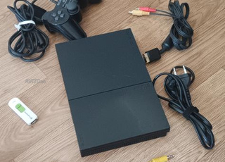 Ps2 slim مع كامل اكسسوارات 