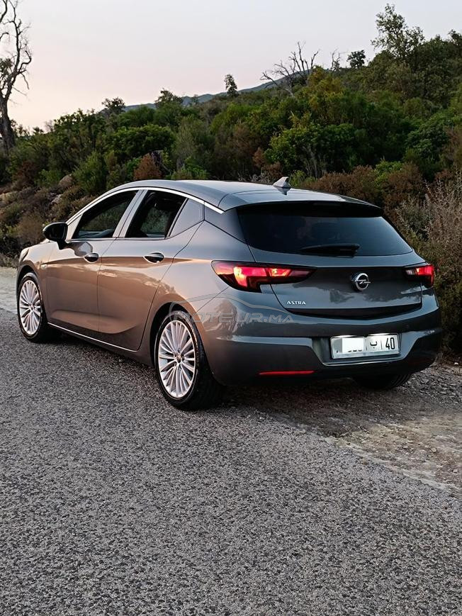 Opel Astra Diesel Manuelle 2019 à Tanger