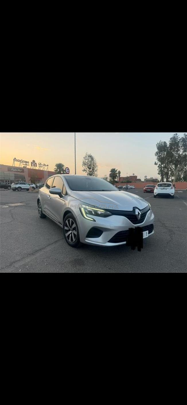 clio 5 tres bon etat