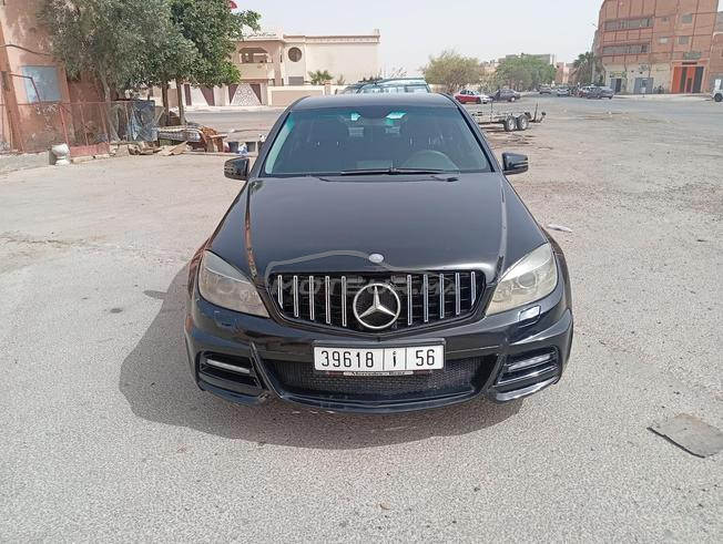 مرسيدس 220 لكاريا أطوماتيك 