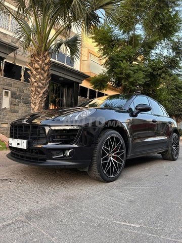 Porsche Macan Turbo importée 