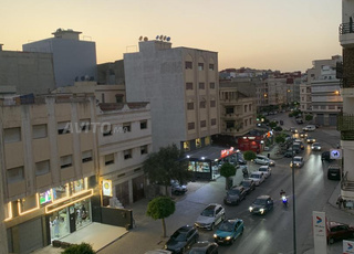 maison centre ville tanger par nuit