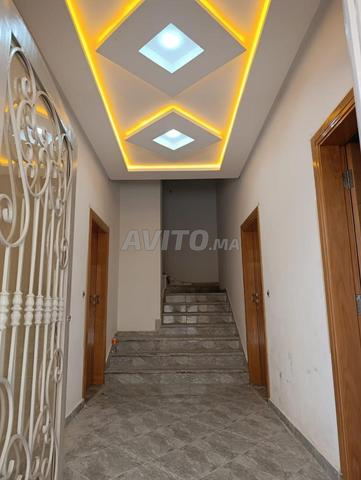 Appartement deux façades  à vendre 76 m² à Meknès