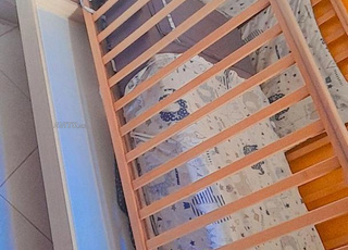 Lit avec matelas très bonne état 