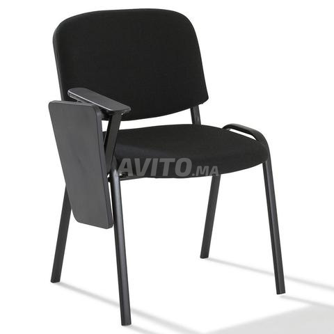 les chaises écrtoires pour salle de formation