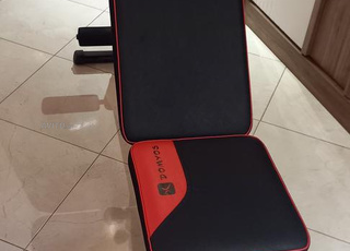 table de musculation avec 2 haltères 